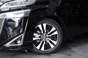 Toyota Vellfire 2.5 V MNC 2019 [ECBJ]