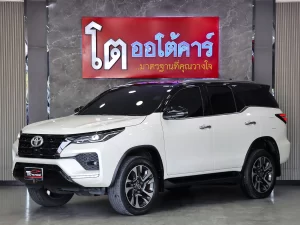 Toyota Fortuner 2.4 Commander 2WD 2022 [GAEG]