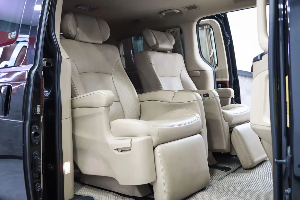 Hyundai Grand Starex 2.5 VIP 2019 [CCAF]