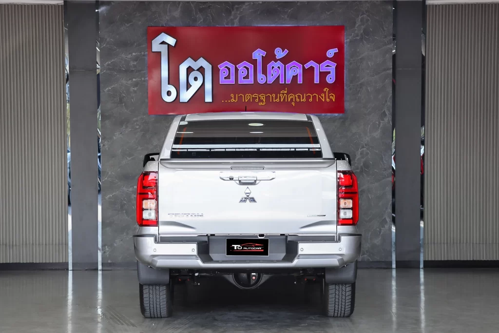 Mitsubishi Triton 2.4 Double Cab Ultra Plus 2WD 2025 [GAGF]